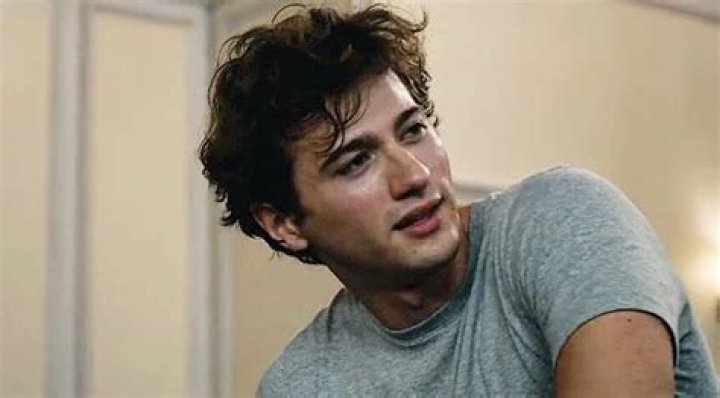 Alex Fitzalan Biography: Age, Net Worth, Instagram, Height, Wikipedia, Gif, Girlfriend Dating, Movies