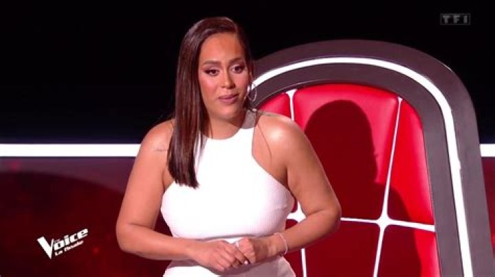 Amel Bent The Voice Tenue