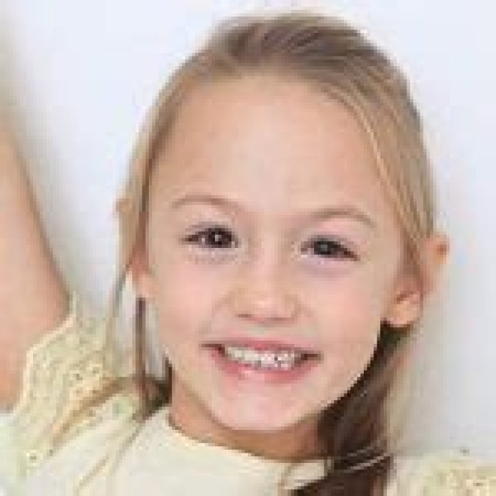 Amelie Bea Smith Bio; Age, Birthday, Wiki, Net Worth, Movies, & Facts