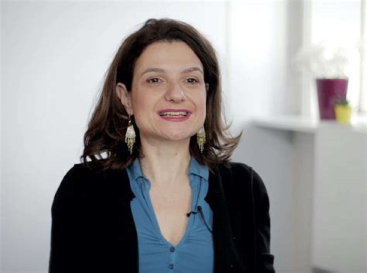 Annie Bazar Journaliste Archives - Médias Célèbres