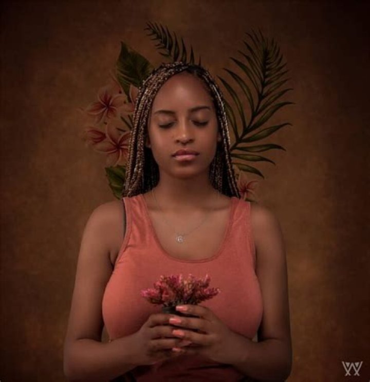 Casilda Cas Okan Biography: Age, Movies, Net Worth, Pictures, Twin, Okan Twins