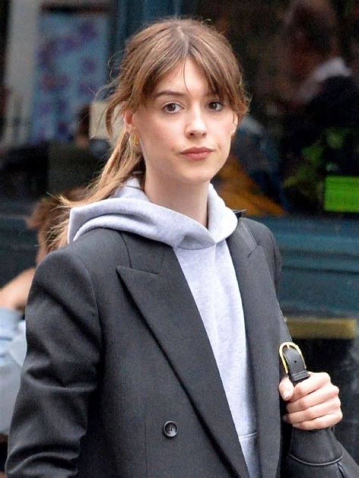 Daisy Edgar-Jones - Celebrity