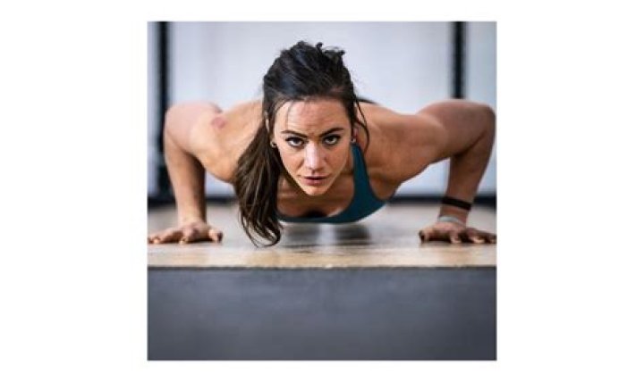 Dave Lipson Crossfit Age, Height, Wikipedia, Wife Camille Leblanc-Bazinet