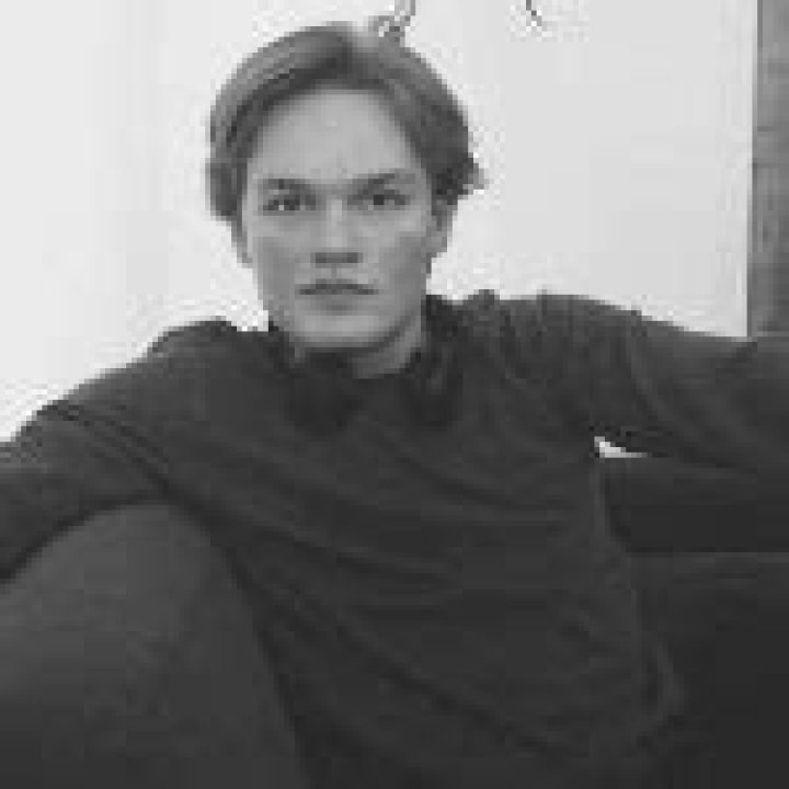 David Stakston Bio; Age, Height, TV Shows, Girlfriend, Parents, Net Worth, Facts