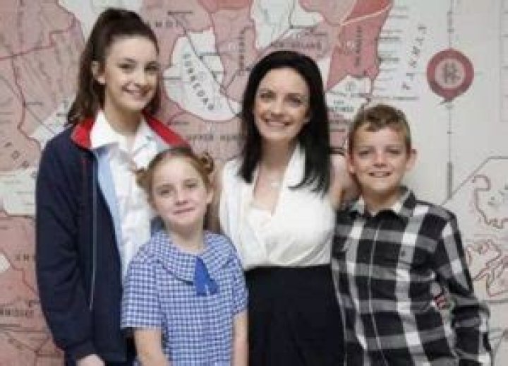 Emma Husar Wikipedia, Age, Height, Instagram, Husband, Peter Fenton, Net Worth