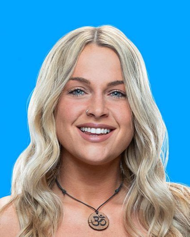 Explore Christie Murphy (Big Brother Contestant) Wiki, Bio, Age, Height, Girlfriend, Instagram, and Birthday!!