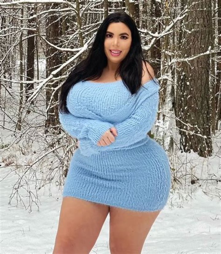 EXPLORE Dino Hira Wiki Facts, Age, Height, Partner & Net Worth