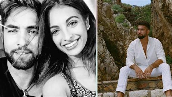 Femme Kendji Girac Gitane