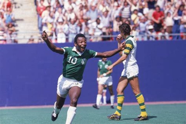 Footballeur Pelé Maladie