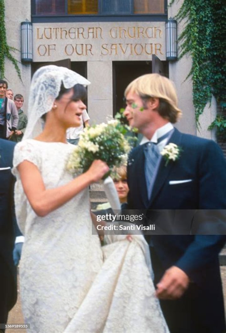 Katherine Carpenter Age, Wikipedia, David McCallum Wife