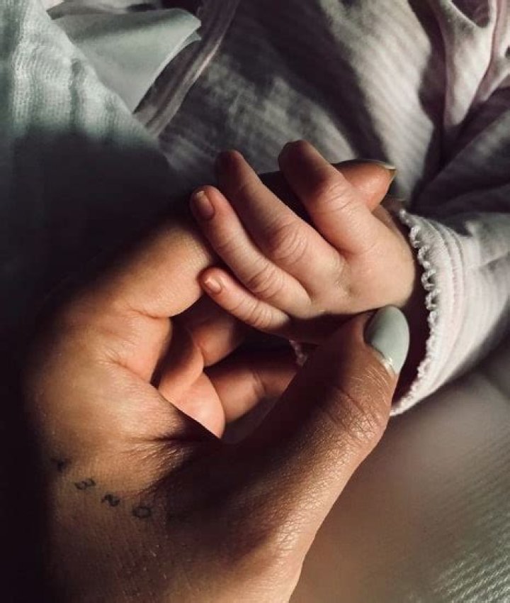 Know About Shay Mitchell; Movies, TV shows, Husband, Age, Daughter