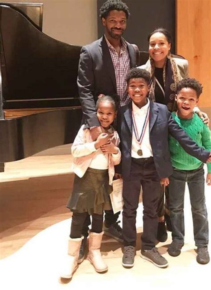 Know About Sheinelle Jones; NBC, Age, Husband, Family, Net Worth