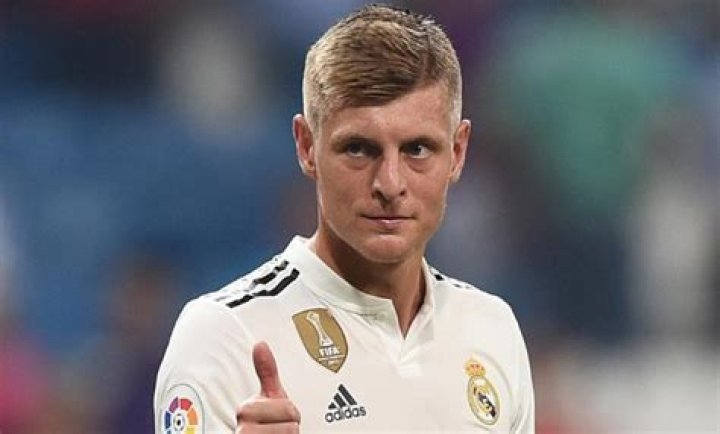 Know About Toni Kroos; Wife, Tattoo, Transfer, Height, Net Worth, Age