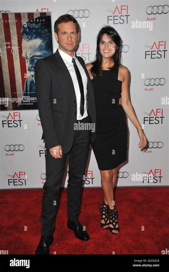 Laz Alonso – Girlfriend, Net Worth, Ethnicity, Parents, Wife