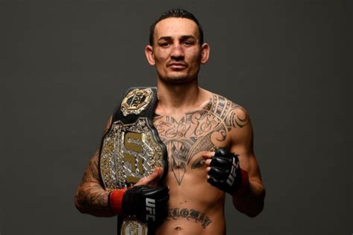 Max Holloway Wife, Girlfriend, Height, Weight, UFC Career