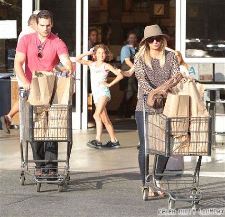 Photos of Henry Cavill and Kaley Cuoco Together Playing House – Shopping and In Love!