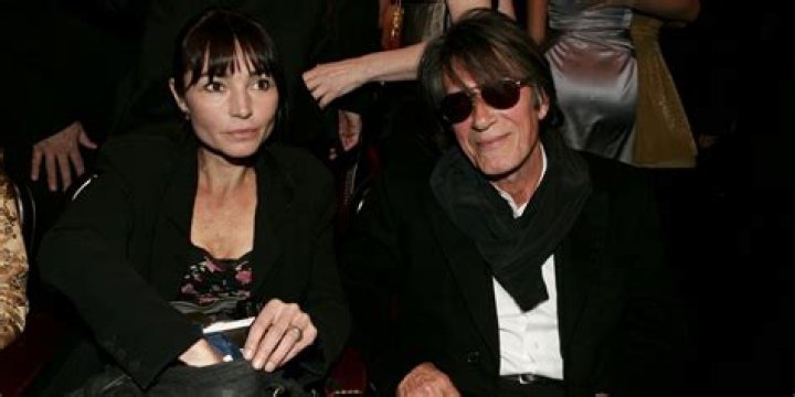 Qui Est La Compagne De Jacques Dutronc