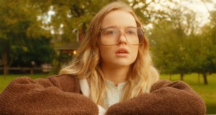 Roan Curtis Biography: Husband, Age, Movies, Net Worth, Pictures, Siblings, Parent