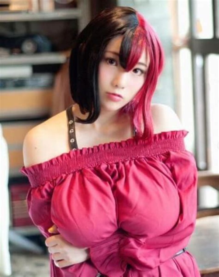 Shibuya Kaho Height, Weight, Age, Measurements, Net Worth