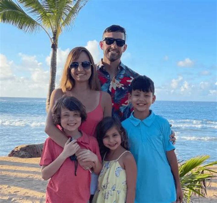 Steve Hamilton Net Worth | Steve Hamilton Bio, Age, Books, Wife & Story of $10 Million Wealth