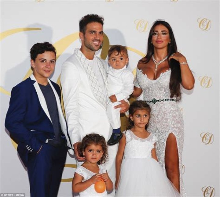 Who is Daniella Semaan? Cesc Fàbregas' wife Bio: Net Worth, Children, Age, Wiki, Ex-husband, Siblings